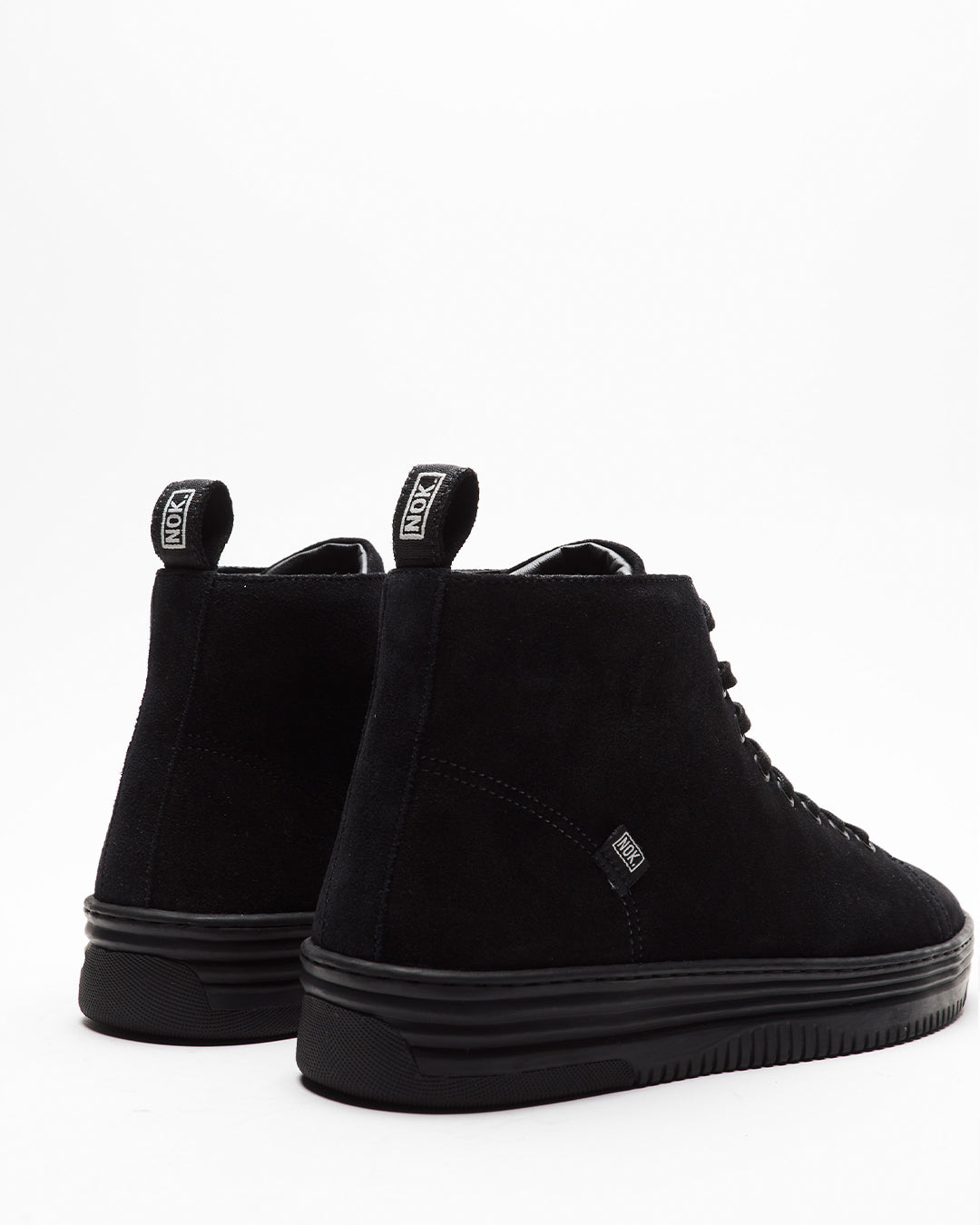 Zapatilla Mid Tiller Negra Suede Hombre V2