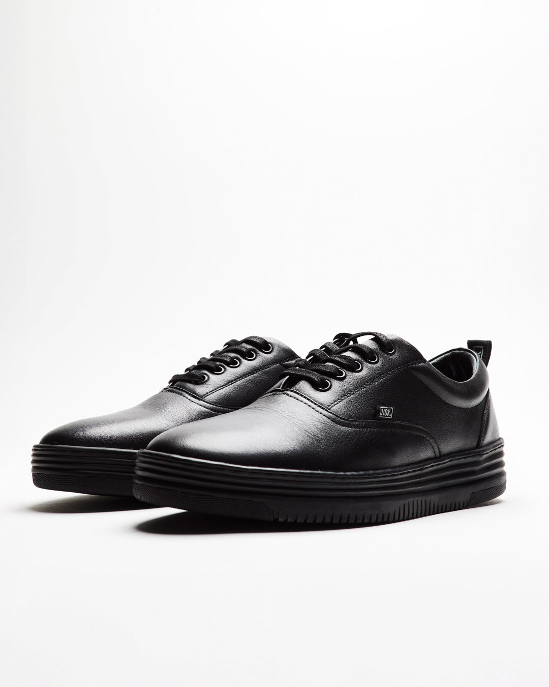 Zapatilla Bracer Negra Hombre V2