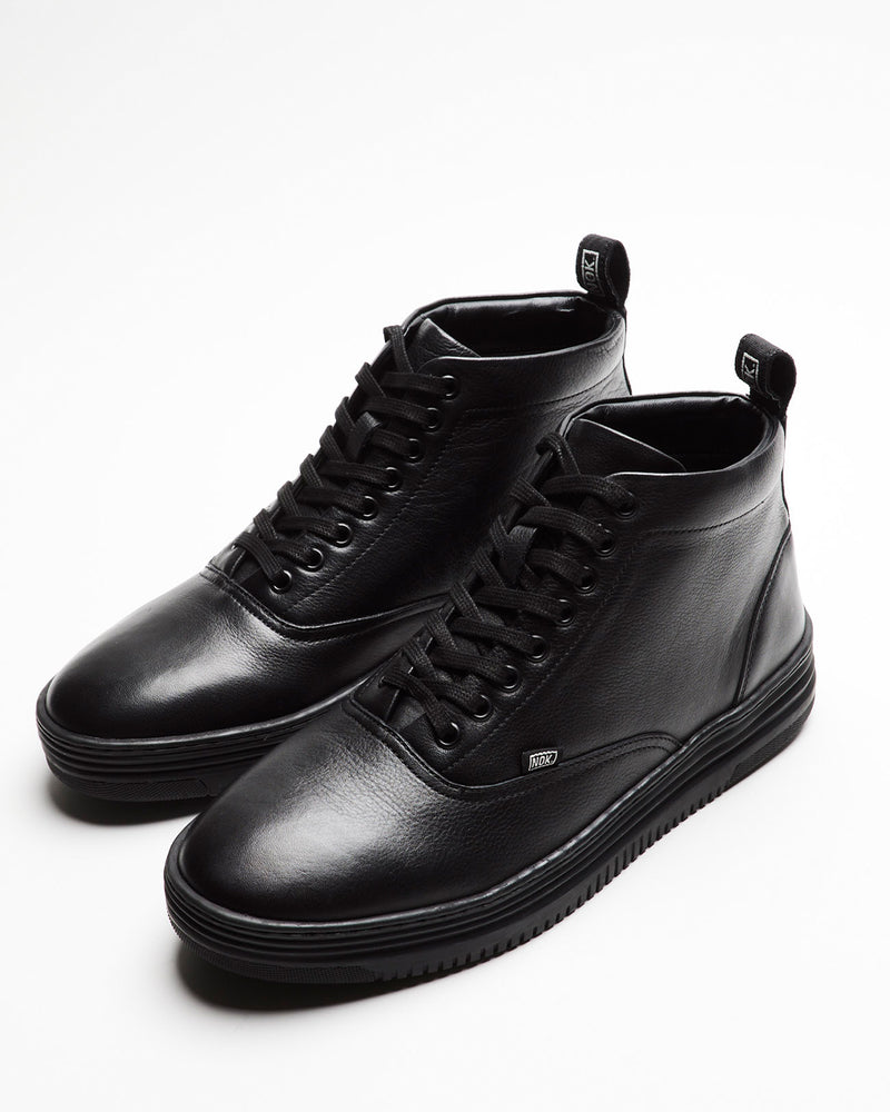 Zapatilla Mid Bracer Negra Hombre V2