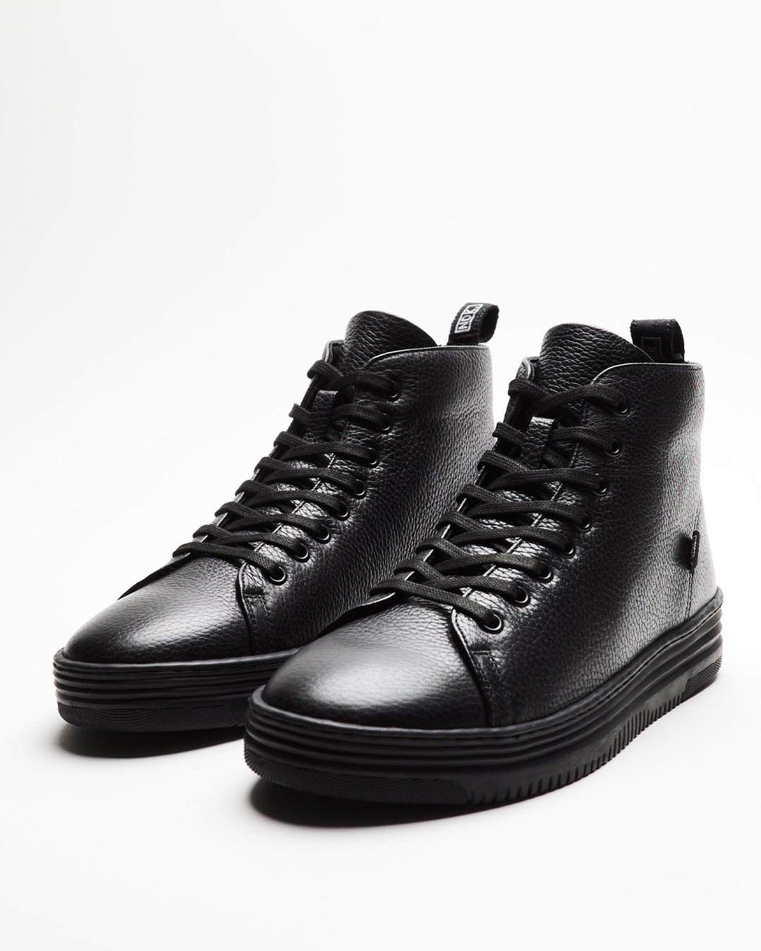 Zapatilla Mid Tiller Negra Hombre V2