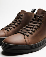 Zapatilla Mid Tiller Brown / Café Hombre V2