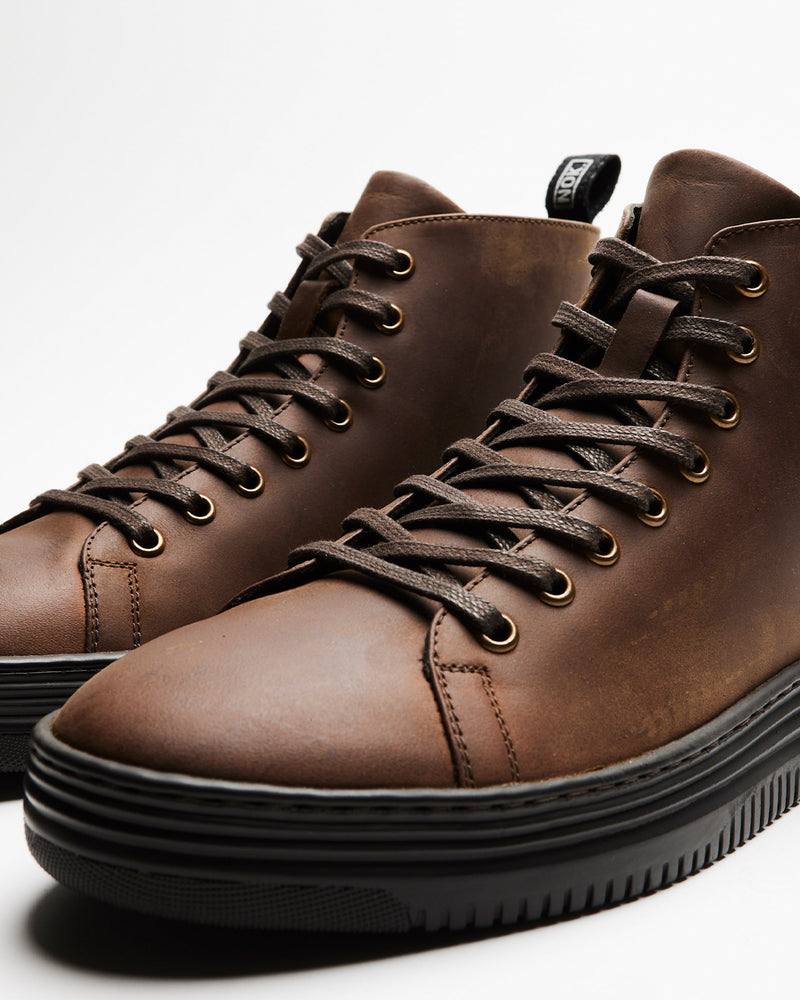 Zapatilla Mid Tiller Brown / Café Hombre V2