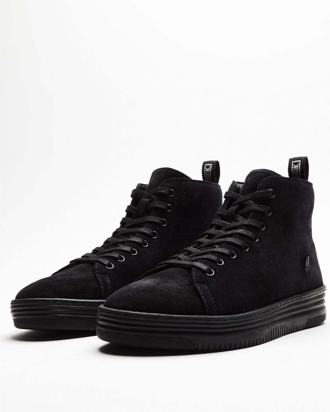 Zapatilla Mid Tiller Negra Suede Hombre V2