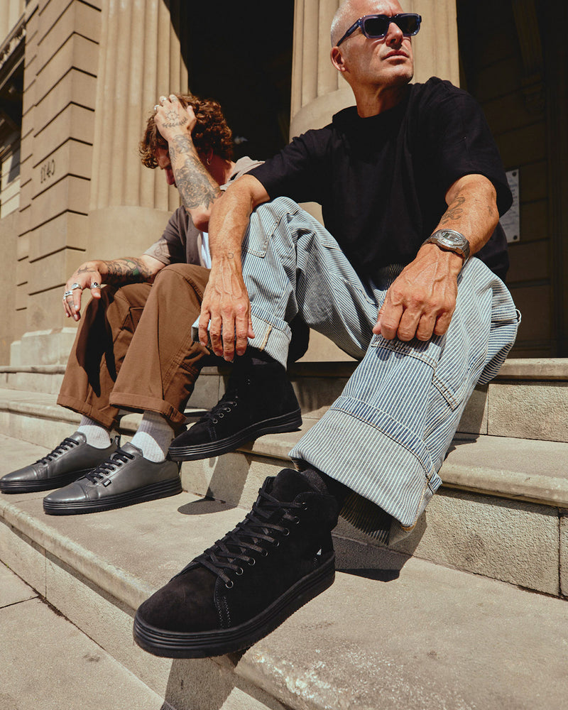 Zapatilla Mid Tiller Negra Suede Hombre V2