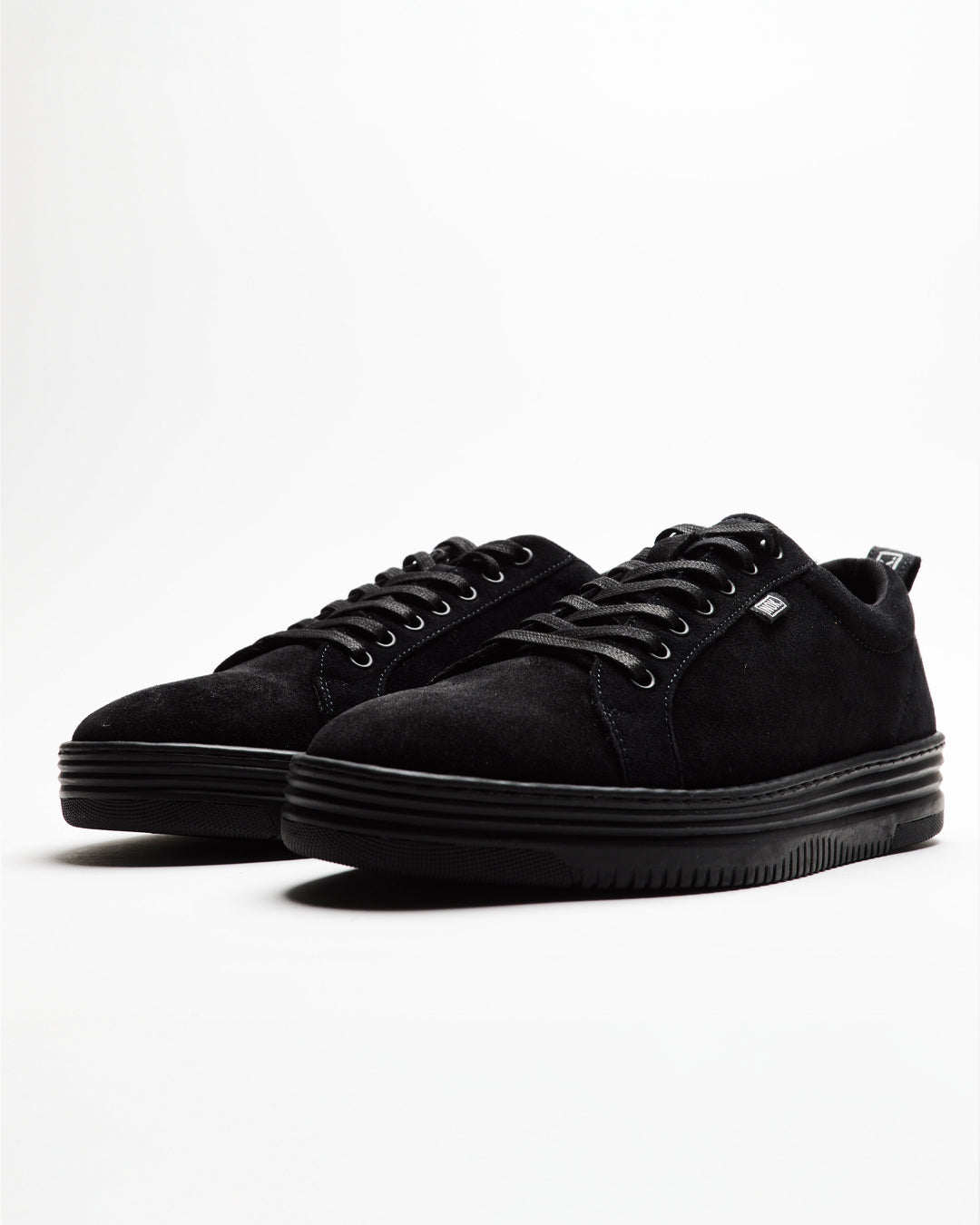 Zapatilla Tiller Negra Suede Hombre V2