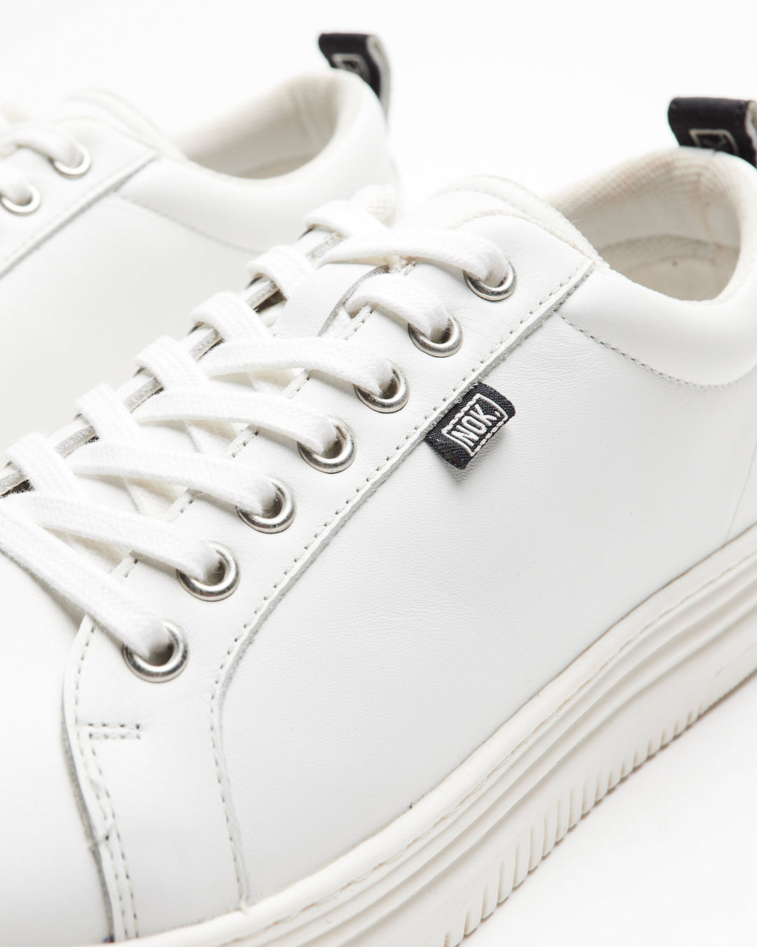 Zapatilla Tiller White Hombre V2